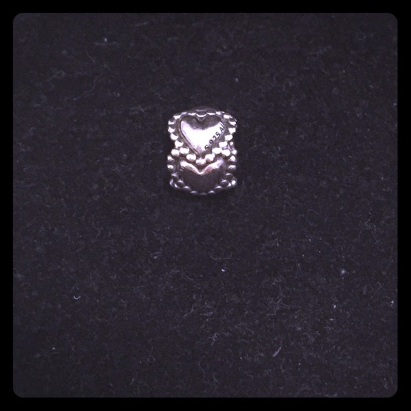 Pandora charm. - everlasting love.