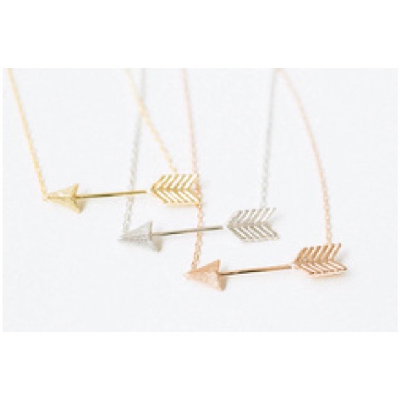 Dainty Arrow Necklace- Rose Gold - Picture 3 of 3