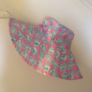 A little Tipsy Beach Hat