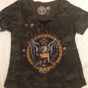Affliction shirt size L