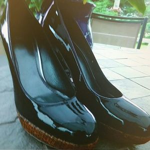 New Stuart Weitzman Rowswoon Black Patent shoes