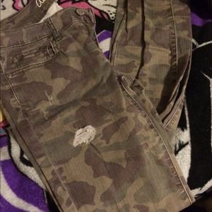 Camouflage jeans!!!!!