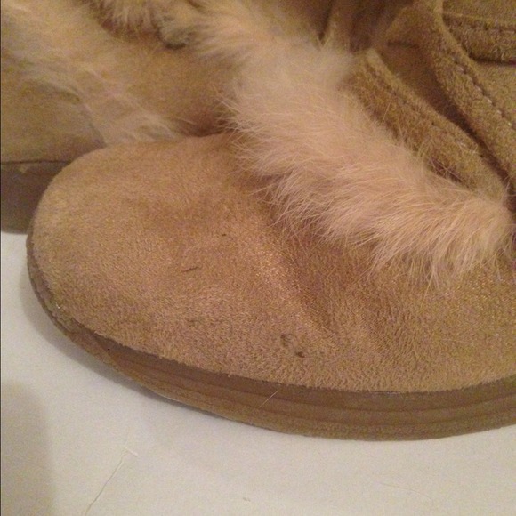 Bakers fur trimmed boots! - Picture 2 of 2