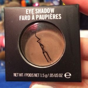 Mac eye shadow