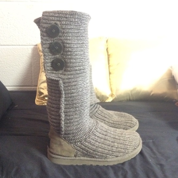 Grey cardy uggs - Picture 2 of 4