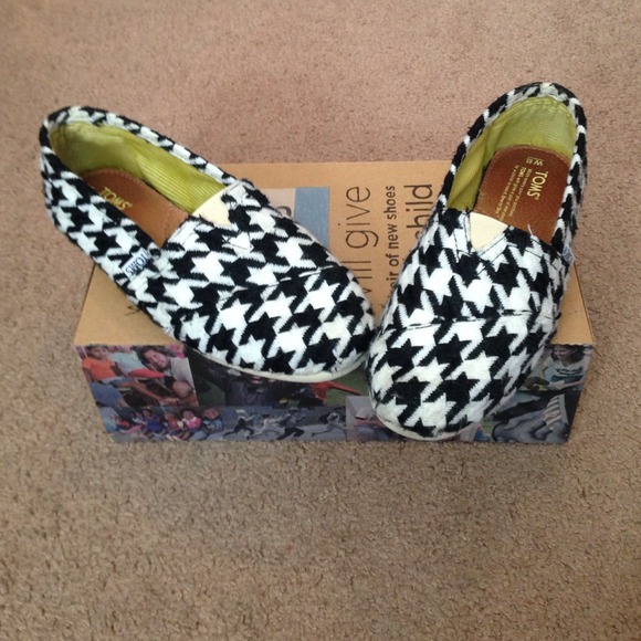 Toms Classic Scottish Houndstooth
