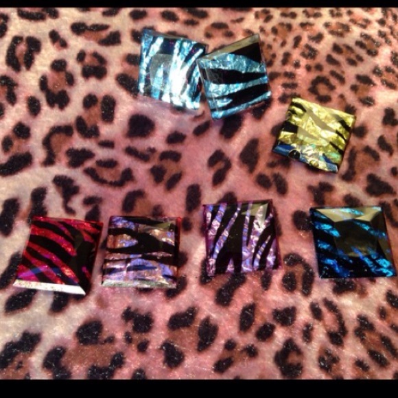 Zebra earrings - Picture 4 of 4