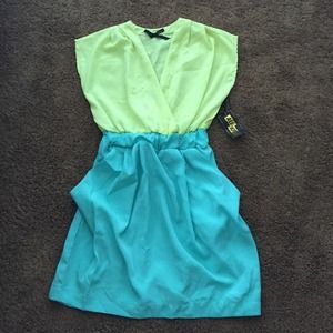 Cute summer dress !