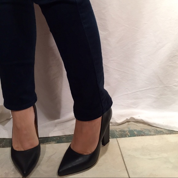 Forever 21 Black Leather Pumps w/ Sculptural Heels