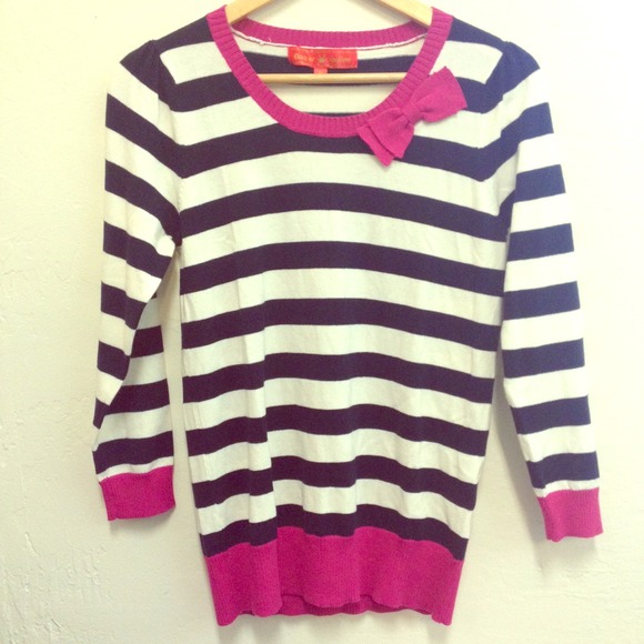 Pink&navy stripe sweater