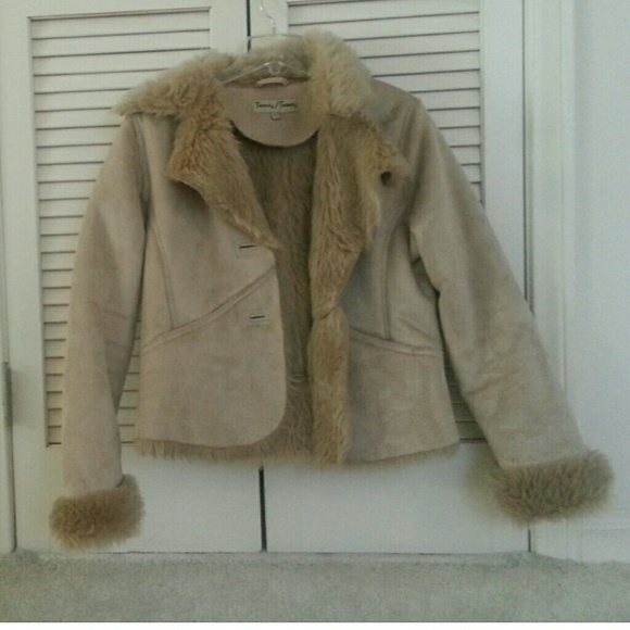 »SOLD« Women's Faux Shearling Jacket