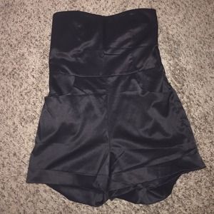 Strapless sweetheart neckline romper!