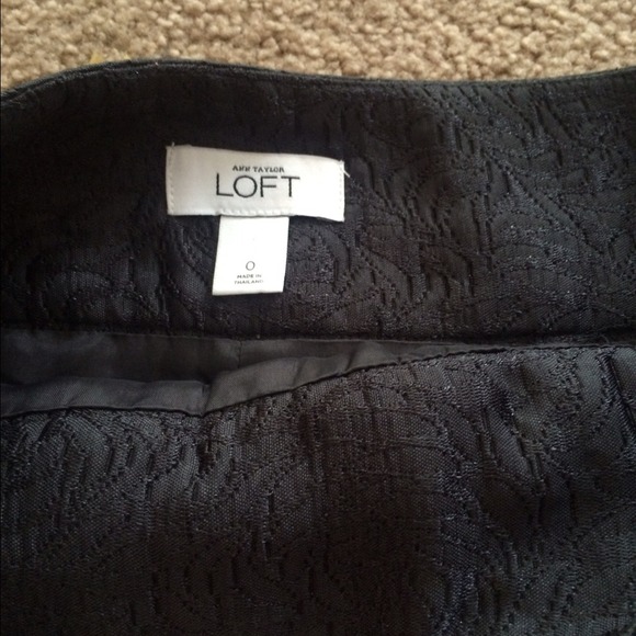 Ann Taylor Loft miniskirt - Picture 2 of 2