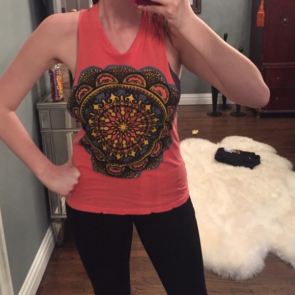 Urban outfitters tip size Medium