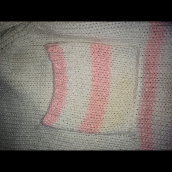 striped sweaterđź’— - Picture 2 of 3