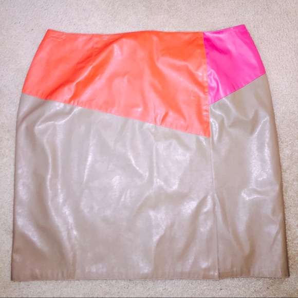 SKIRT- Multi-Colored (tan/orange/pink)