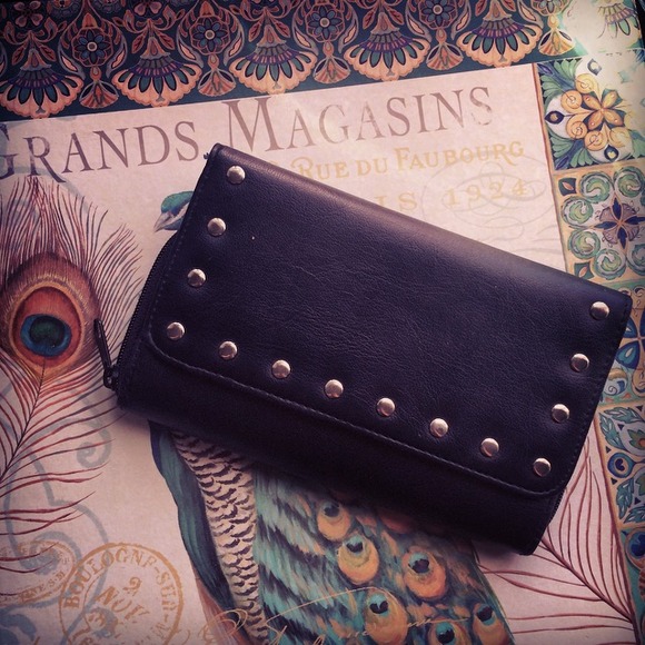 Large black studded wallet! - Picture 1 of 3