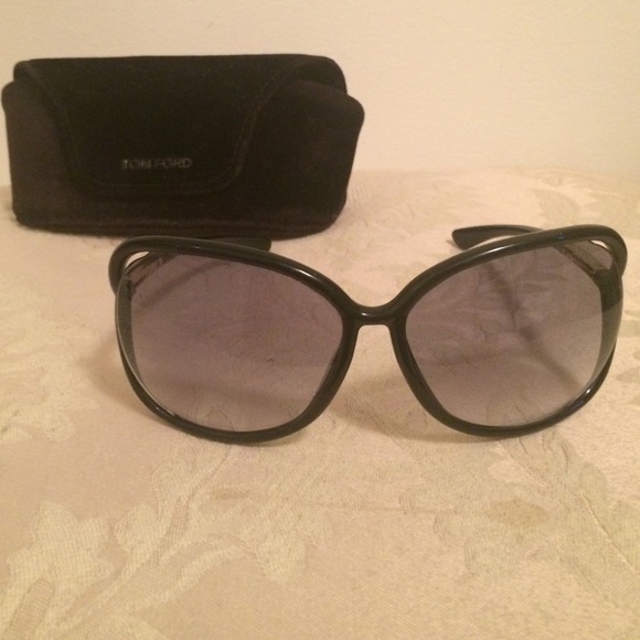 Tom Ford Raquel Sunglasses