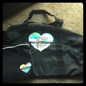 Sold!!!! Victoria secret travel bag