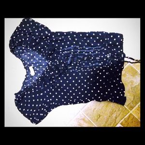 Polka dot top , Hollister