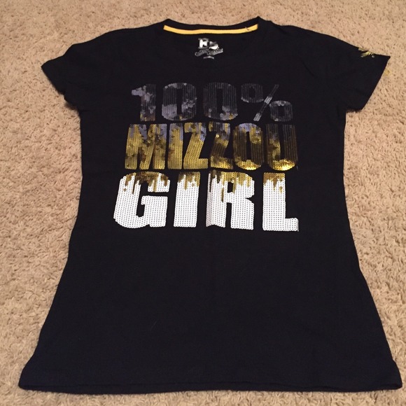Black short sleeve college classics sequin tee