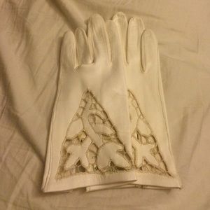 Lamb skin gloves.