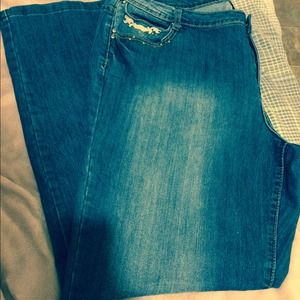 Plus size blue jeans!