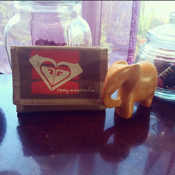 Roxy Australia tri-fold wallet