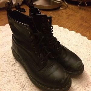 Dr. martens !