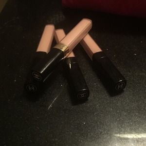 4 Chanel Concealer (s)