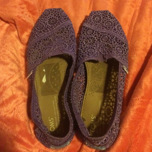 Purple Crochet Toms