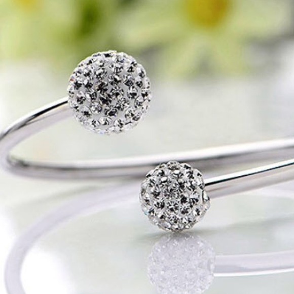 Classy bracelet (silver)