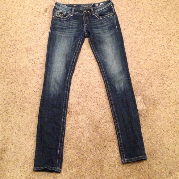Two Miss Me Skinny Jeans size 27 (27x33)
