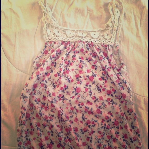 Forever 21 super cute Top