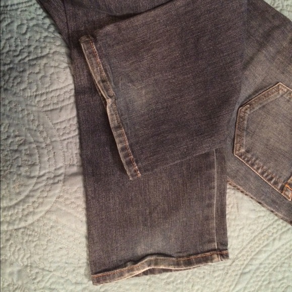 Maternity boot cut jeans - Picture 2 of 3