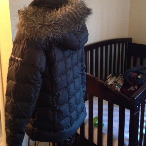 Womens Columbia jacket brand new without tags sz m - Picture 3 of 4