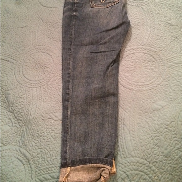 Maternity denim capris - Picture 2 of 3