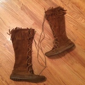 Minnetonka knee high lace up moccasins