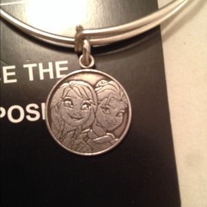 ALEX & ANI Exclusive Disney Elsa and Anna