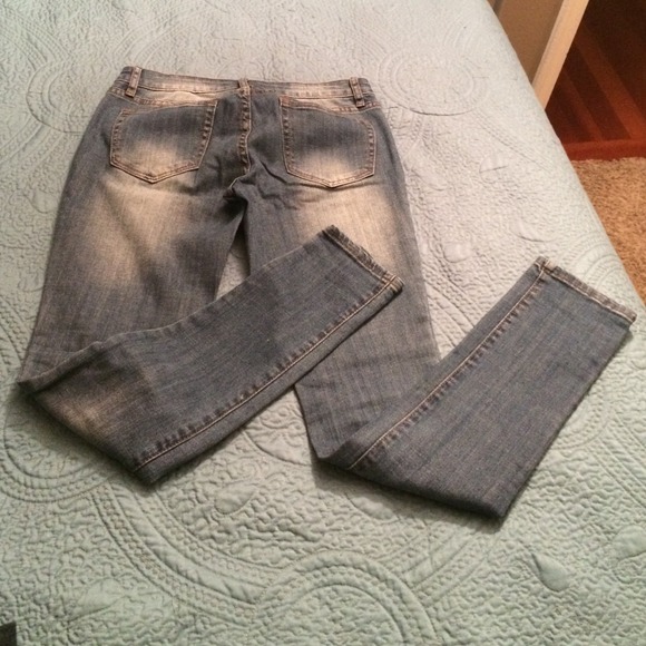 Forever 21 Skinny Jeans - Picture 3 of 3