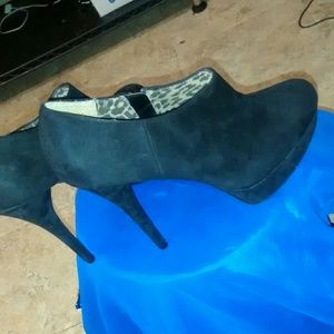 New Size 11 heels