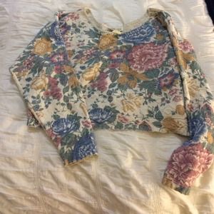 Crop vintage sweater