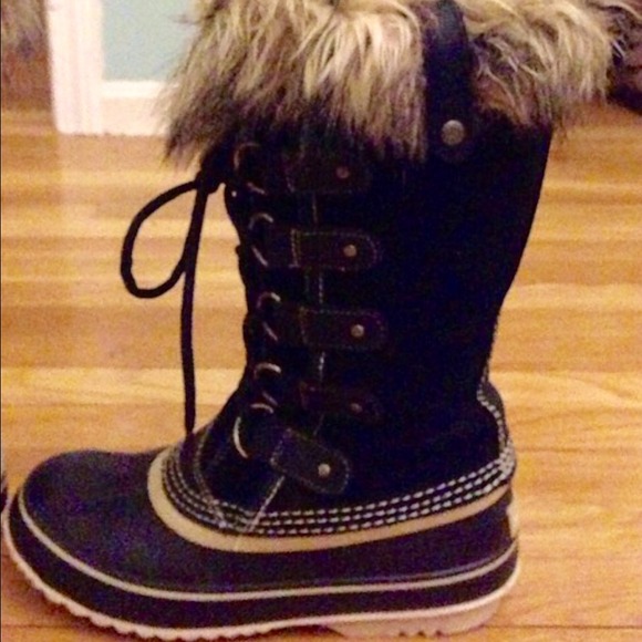 Sorel Joan of Arc boots