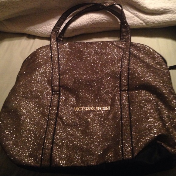 VS Weekender Bag