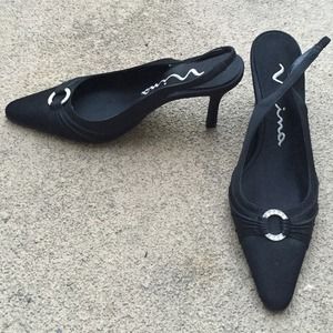 Black pointed toe heels