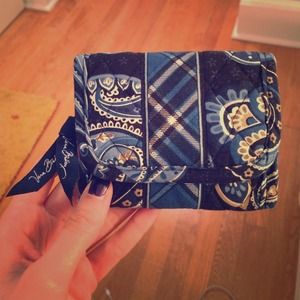 Vera Bradley wallet