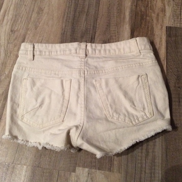 Mossimo textured high rise shorts - Picture 2 of 4