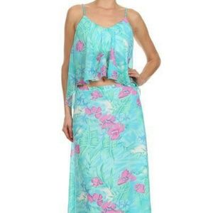 Beautiful set in chiffon. Print