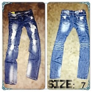Ripped boyfriend skinnys
