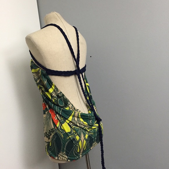 Floral tank with many ways to wear! - Picture 3 of 4